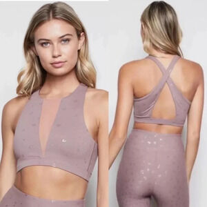 New Good American Afterglow sport Bra Leopard foil criss
Cross Back dusk mesh 0